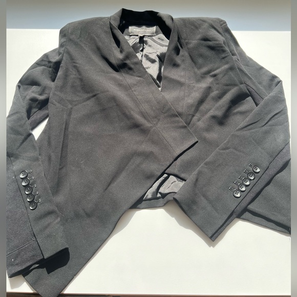 BCBG MAXAZRIA Aubree blazer - Picture 1 of 4